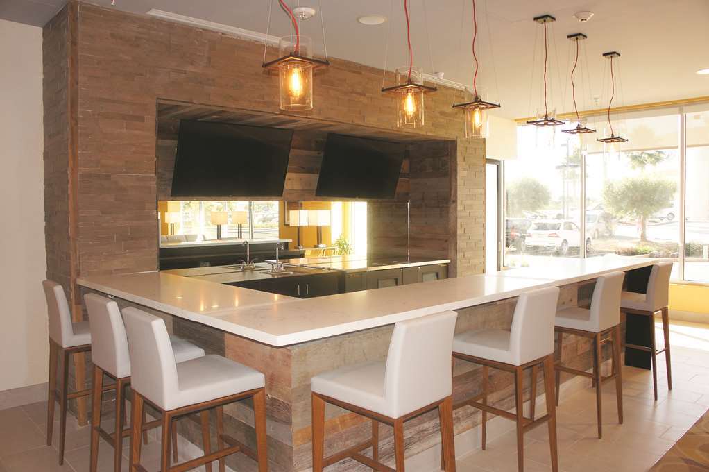 Hotel La Quinta By Wyndham Morgan Hill-San Jose South Restaurant photo